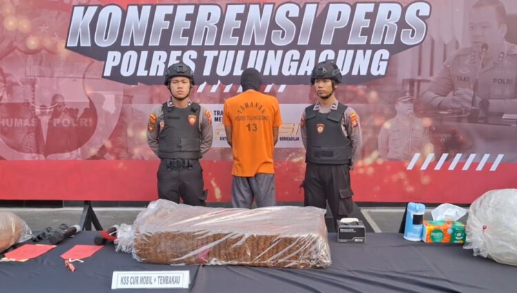 Maling Di Tulungagung Tinggalkan Mobil Curian Demi Tembakau