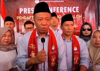 Diusung Tiga Partai, Pasangan Gatut Sunu Wibowo-Ahmad Baharudin Resmi Mendaftar ke KPU Tulungagung