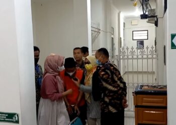 Sidang Terdakwa Pencabulan Belasan Santriwati di Pengadilan Negeri Trenggalek