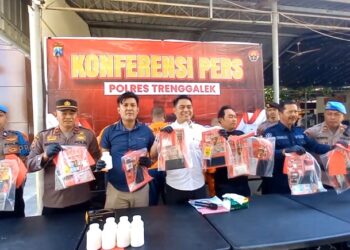 Polres Trenggalek Ungkap Peredaran Narkotika, Amankan 22,64 Gram Sabu Dan 9.377 Pil Dobel L