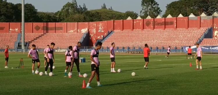 Marcelo Rospide Minta Skuadnya Tidak Hilang Fokus Saat Away Melawan PSS Sleman