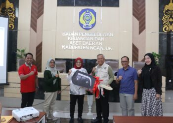 Efisiensi Anggaran, Pj Bupati Nganjuk Serahkan 68 unit Kendaraan Dinas