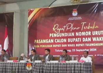 Rapat Pleno Terbuka KPU Tulungagung Tetapkan Nomor Urut Paslon Pilkada 2024