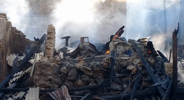 Toko Produsen Jajanan Di Trenggalek Terbakar