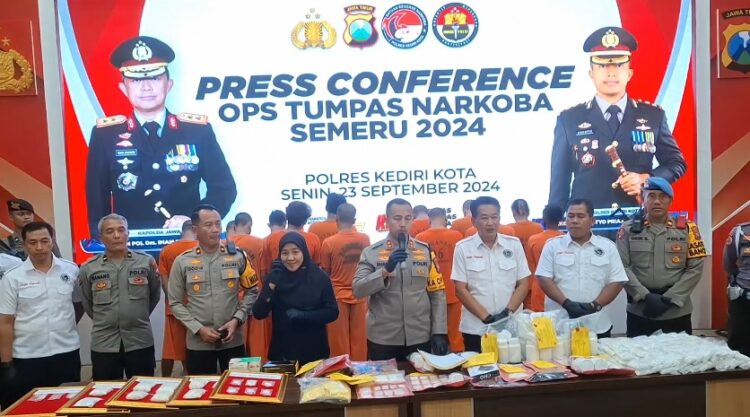 Sebanyak 14 Pelaku Peredaran Narkoba dan Obat Keras Diringkus Polisi