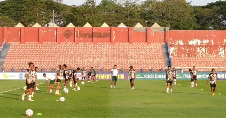 Deltras Tak Mau Remehkan Persipura Jayapura