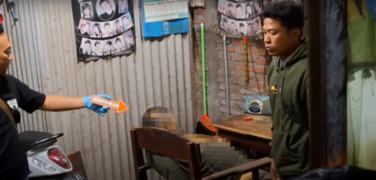 Seorang Pria Meninggal Dunia Saat Potong Rambut