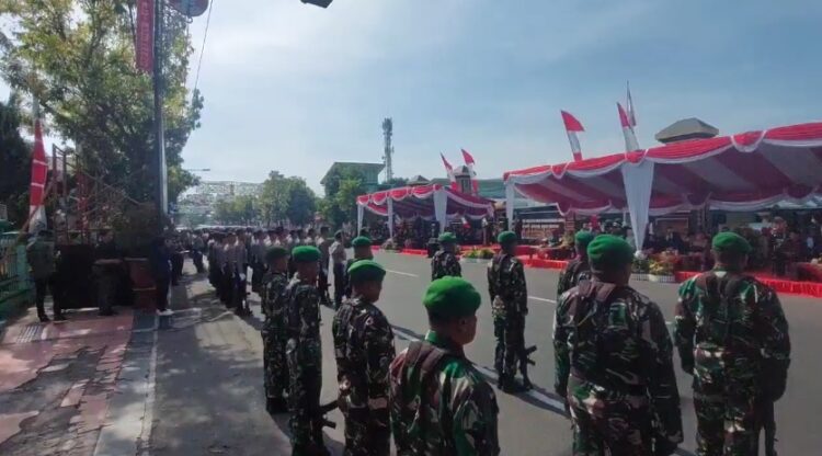 Upacara Peringatan HUT TNI Ke 79 Tahun Di Markas Kodim 0808 Blitar