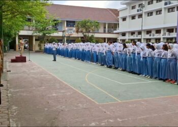 Bus Rombongan Guru SMAN 1 Kedungwaru Kecelakaan, Guru Dan Siswa Gelar Doa Bersama