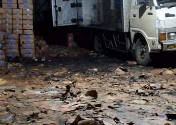 Kebakaran Gudang Air Mineral di Tulungagung