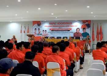 Hasto Minta Seluruh Kader Di Trenggalek Tingkat RT Door To Door Jelang Pilgub Jatim