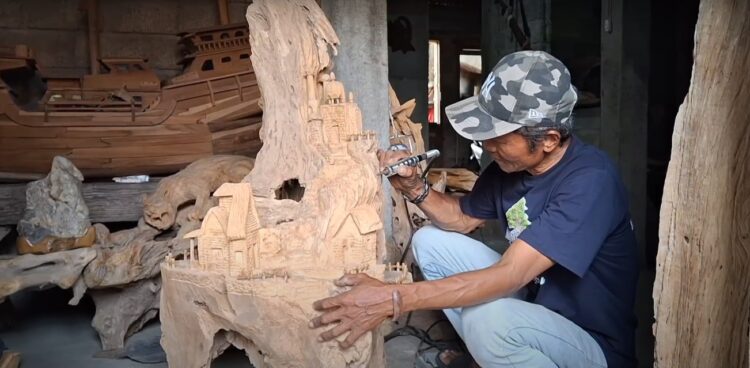 Seni Patung Akar Kayu Jati Hasilkan Karya Seni Estetik dan Bernilai Ekonomi Tinggi
