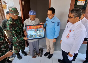 PJ Gubernur Jatim Memantau Program Rutilahu atau Rumah Tidak Layak Huni di Kediri