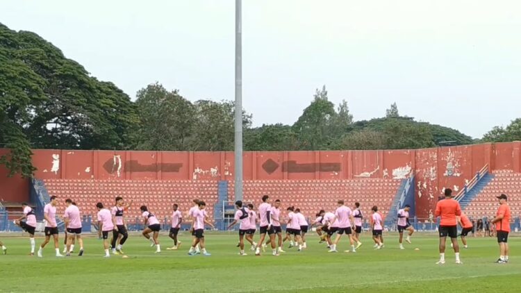 Persik Membawa 23 Pemain Laga Away Lawan PSM