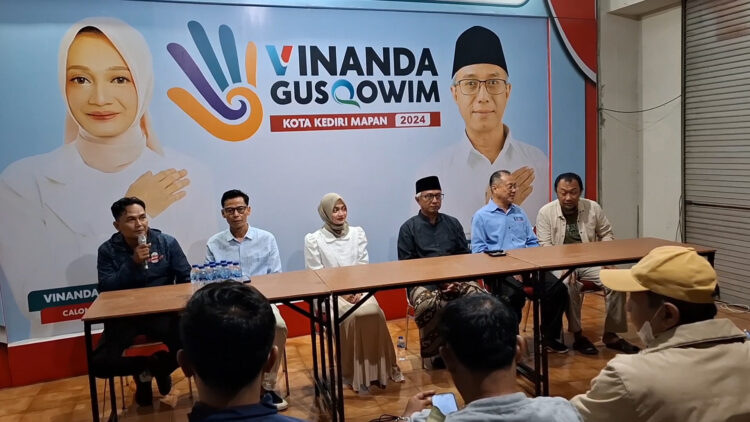 Unggul Dalam Quick Count, Vinanda-Gus Qowim Ajak Masyarakat Bersatu Bangun Kota Kediri