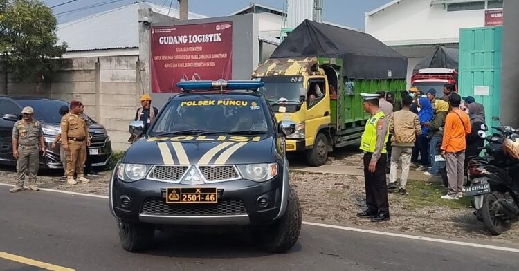 KPU Kabupaten Kediri Distribusikan Logistik Pemilukada Secara Serentak di 26 Kecamatan