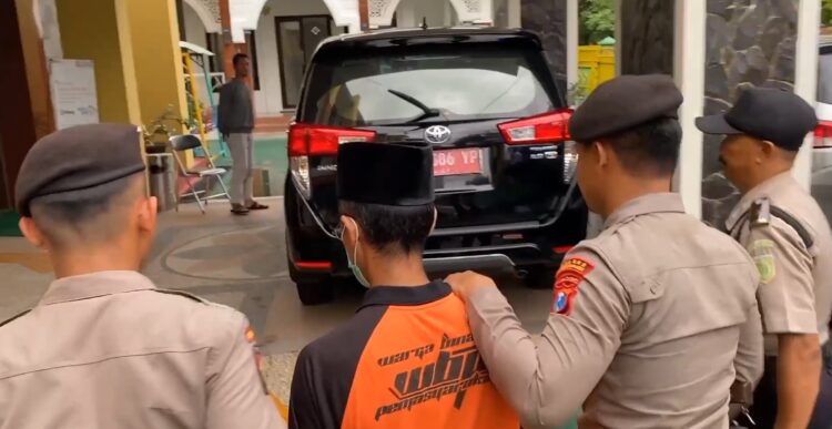 Kiai Trenggalek Tersangka Pemerkosaan Santriwati Dikirim ke Kejaksaan