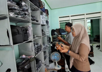 Pemuda Sukses Tekuni Usaha Tas Kekinian