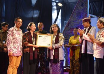 Penganugerahan Gelar Warga Kehormatan Untuk Sandiaga Uno, Pj Wali Kota Kediri : Bentuk Terima Kasih dan Apresiasi