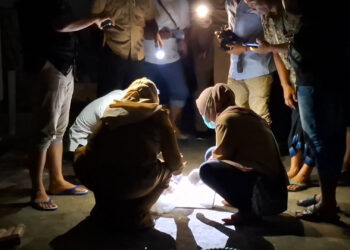 Pekerja Gali Tanah Di Kediri Temukan Tulang Terbungkus Kain Kafan