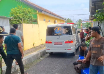 Wanita Tewas Mengambang Di Sungai Ngampel Kota Kediri