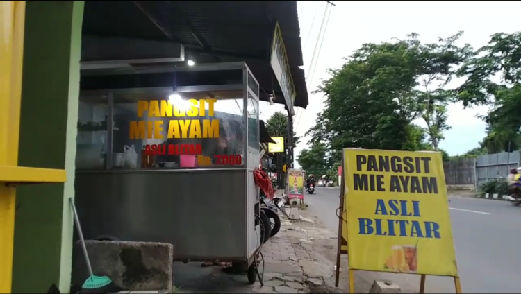 Pangsit Mie Ayam Asli Blitar, Kuliner Lezat dan Terjangkau di Kediri