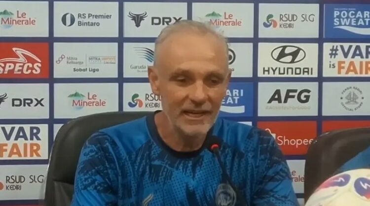 Arema FC Bertekad Curi Poin di Kandang Persik Kediri