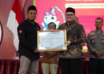 KPU Kabupaten Kediri Tetapkan Pasangan Dhito – Dewi Sebagai Bupati dan Wakil Bupati Terpilih