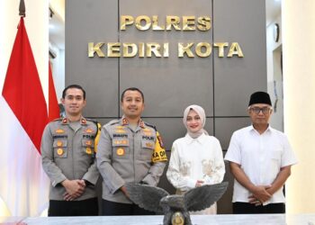 Wali Kota Kediri Terpilih Vinanda Prameswati dan Wakilnya Gus Qowim Silaturahmi ke Kapolres Kediri Kota