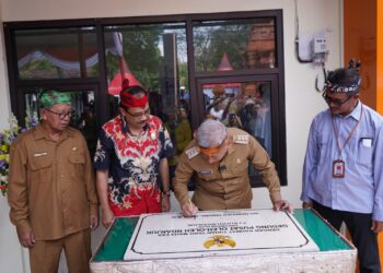 Resmikan Gedung Etalase UMKM, Pj. Bupati Handoko Fasilitasi Pemasaran Produk Lokal Nganjuk