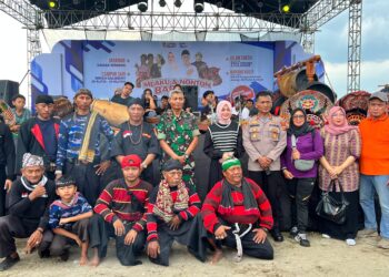 Gelar Pesta Rakyat, Mbak Vinanda – Gus Qowim Ingin Lestarikan Seni Budaya Jaranan