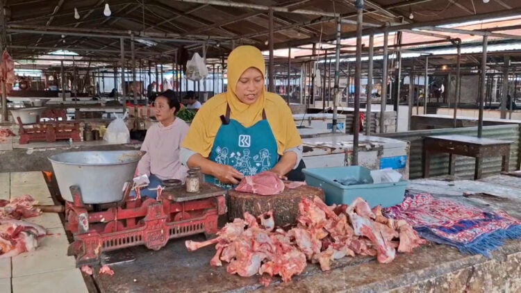 Penurunan Penjualan Daging Sapi di Pasar Setono Betek Imbas Wabah PMK
