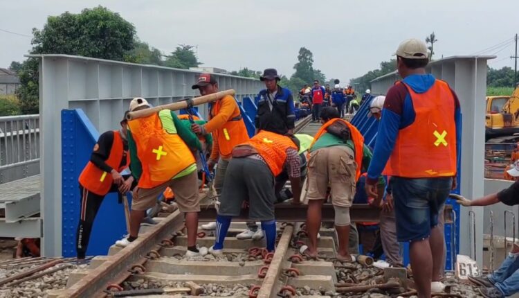 Polisi Tulungagung Temukan Puluhan HP Usai Konser Musik, Diduga Sengaja Dibuang Kawanan Pencopet