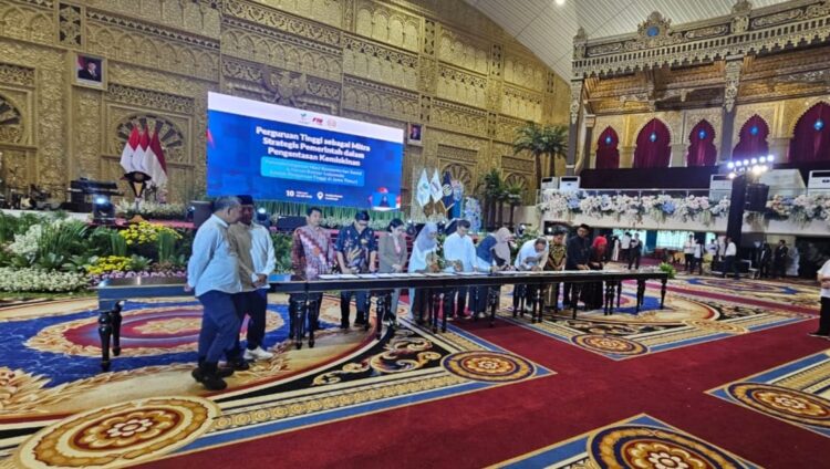 Uniska Kediri Jalin MoU Dengan Kemensos Dalam Bidang Pengabdian Kepada Masyarakat