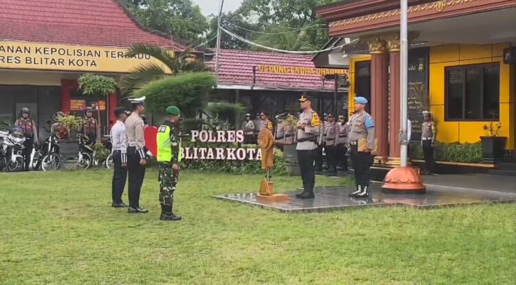 Polisi Tulungagung Temukan Puluhan HP Usai Konser Musik, Diduga Sengaja Dibuang Kawanan Pencopet