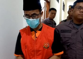 Aliansi Mahasiswa IAIN Kediri Gelar Demo Tuntut Transparansi