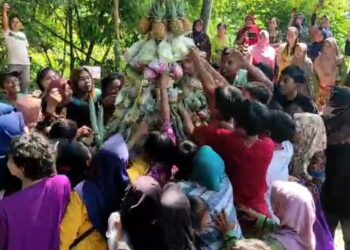 Aliansi Mahasiswa IAIN Kediri Gelar Demo Tuntut Transparansi