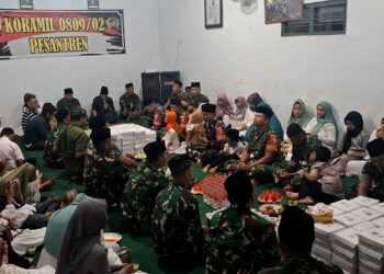 Koramil Pesantren Kediri Gelar Buka Bersama dan Bagi Takjil, Tingkatkan Kebersamaan di Bulan Ramadan
