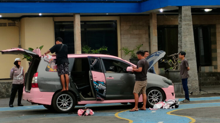 Satlantas Polres Kediri Kota Tertibkan Kendaraan Berwarna Tak Sesuai STNK