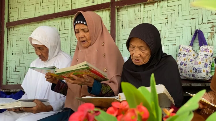 Panti Ramadan Lansia : Kuatkan iman di usia senja dengan mengikuti pondok lansia