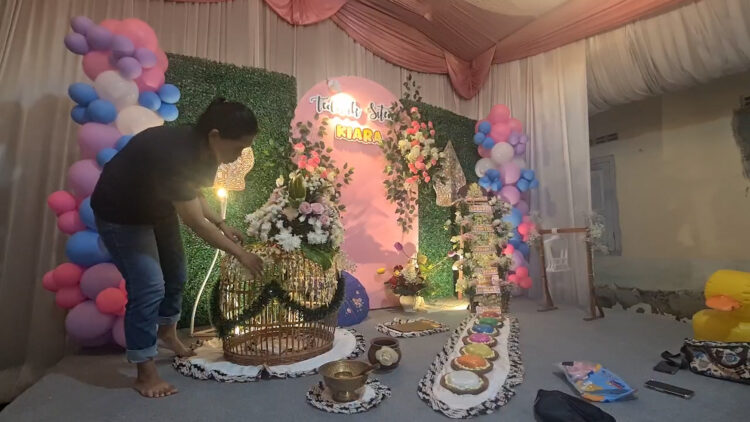 Usaha Dekorasi Karyawan Bank di Blitar Kian Moncer Usai Lebaran
