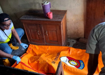 Nenek 91 Tahun Ditemukan Meninggal Terbakar di Rumahnya, Diduga Akibat Lilin