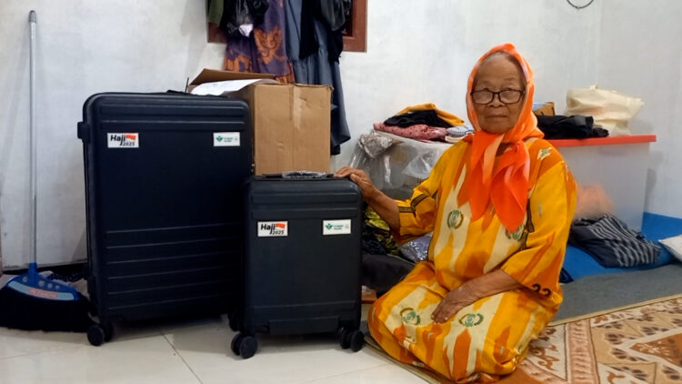 Jual Jamu dan Keripik Keliling Asal Trenggalek,  Akhirnya Naik Haji