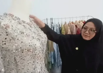 Ibu Muda di Blitar Sukses Bisnis Kebaya, Tembus Pasar Mancanegara