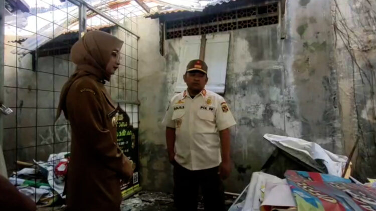 Wali Kota Kediri Sidak Kantor Satpol PP, Temukan Anggota Tidak Disiplin dan Kondisi Kantor yang Kotor