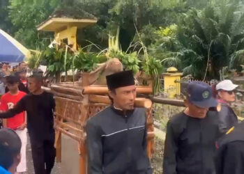 Pemkab Trenggalek Bersama Ratusan Warga Gelar Tradisi Nyadran Dam Bagong 2025