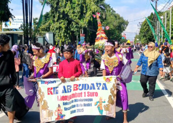 Semarak 1 Muharam di Kota Kediri Kirab Budaya dan Tumpeng Raksasa Warnai Tahun Baru Hijriyah