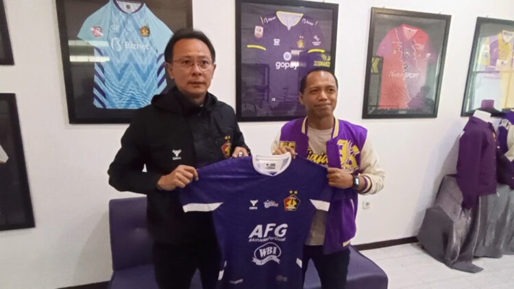 Persik Kediri Resmi Tunjuk Ong Kim Swee Sebagai Pelatih Baru