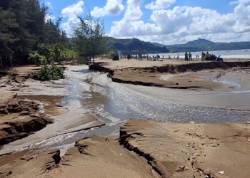 Diterjang Banjir Bandang Kawasan Wisata Pantai Gemah Alami Kerusakan Parah