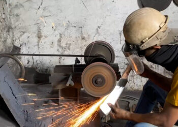 Permintaan Asah Pisau Di Blitar Meningkat Jelang Idul Adha